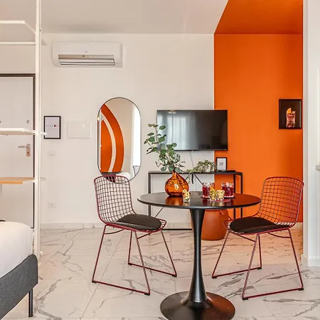 Negroni Apartment
